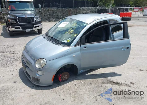 2013 Fiat 500 Sport z USA, uszkodzony, nr VIN 3C3CFFBR8DT587247